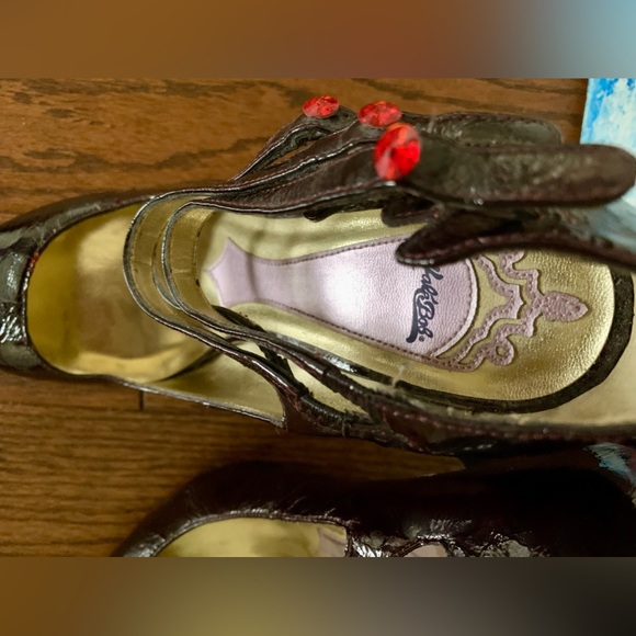 HALE BOB Straps Textured Patent Leather heels in Oxblood Wine Red Sz. 8M Worn 1x - Picture 6 of 16